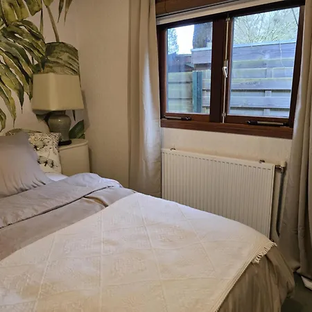 Holiday home Gezellig Met Bostuin Op De Veluwe Putten